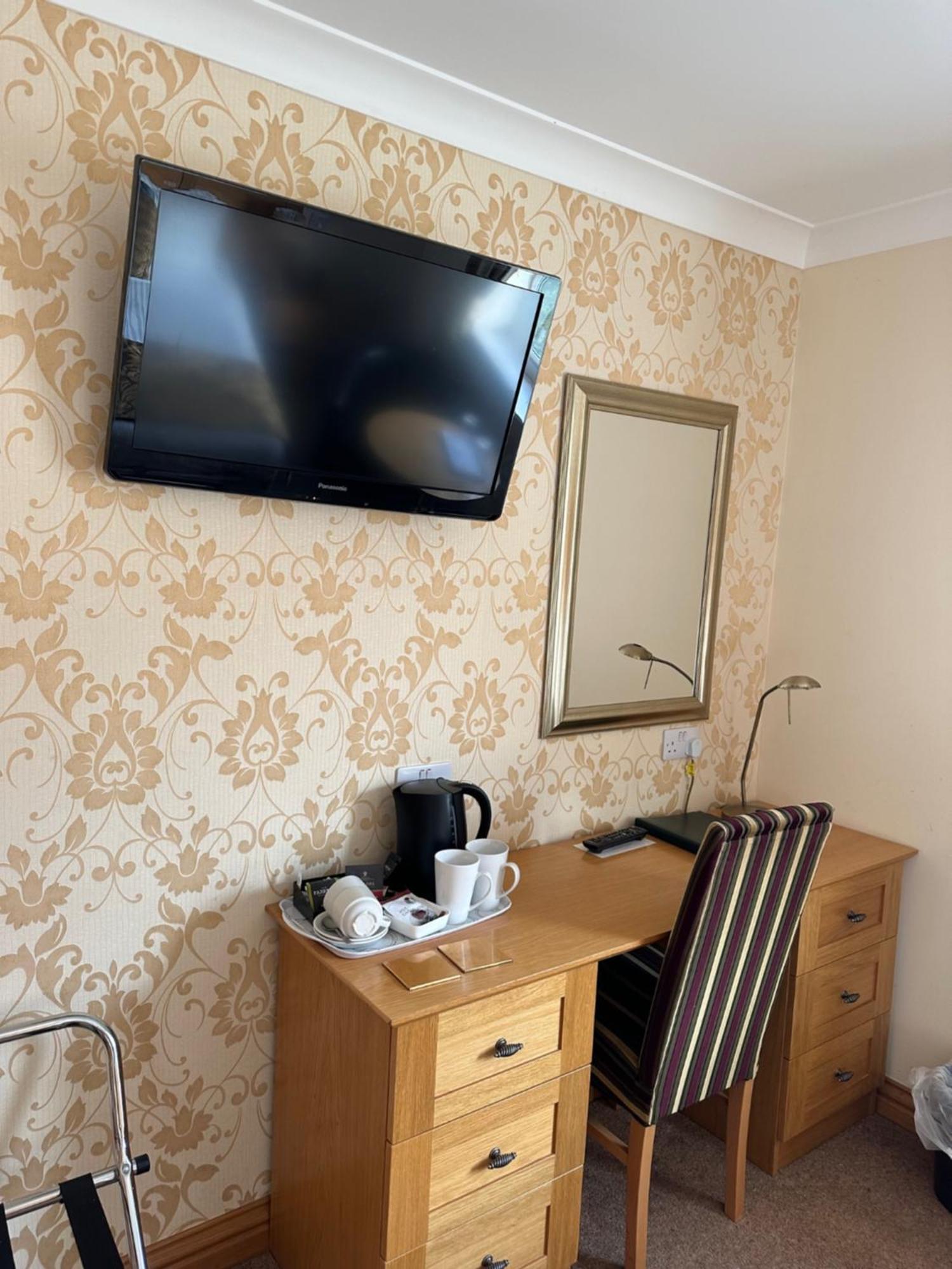 The Chetwynde Hotel Barrow-in-Furness Eksteriør bilde
