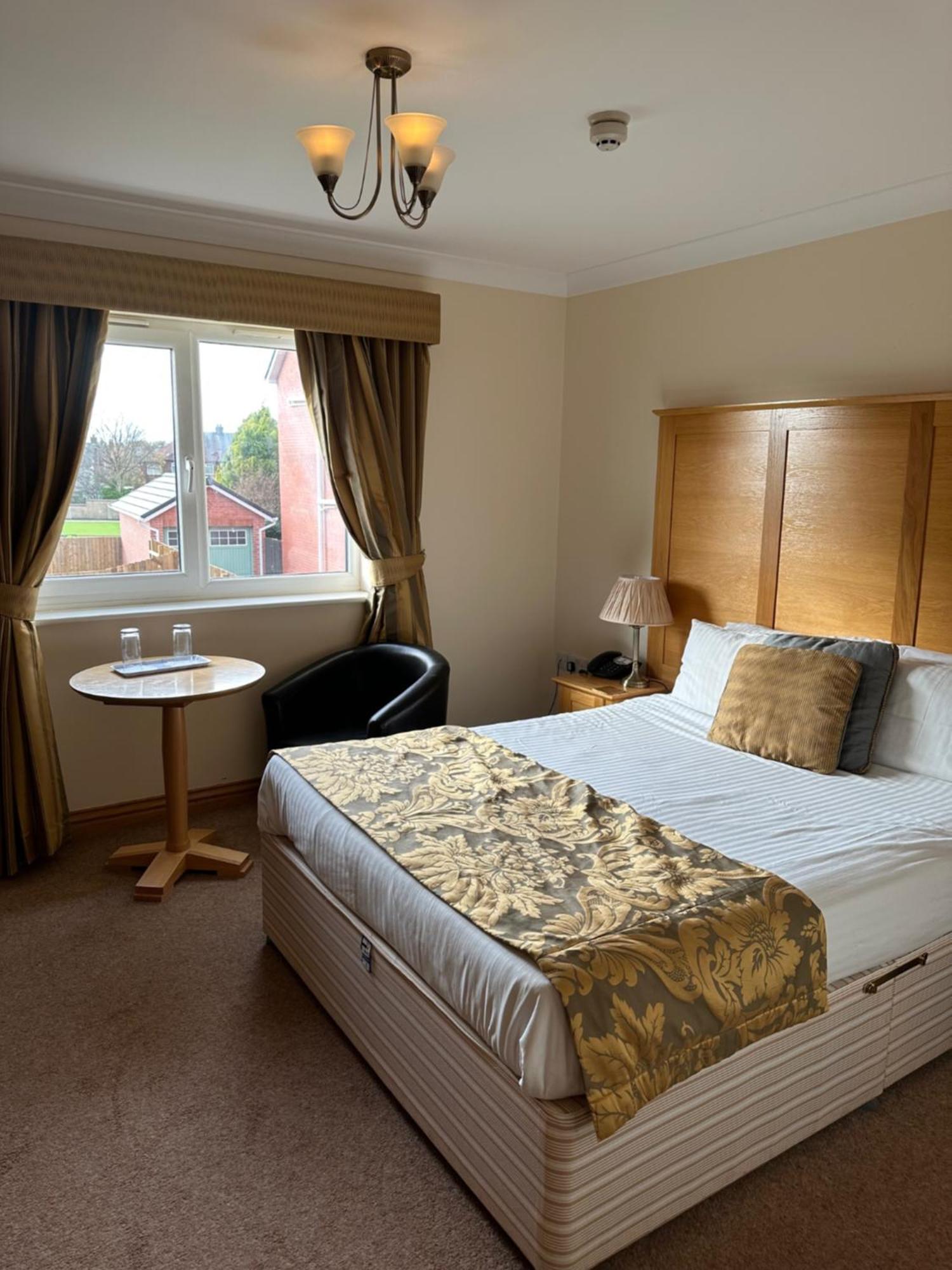 The Chetwynde Hotel Barrow-in-Furness Eksteriør bilde